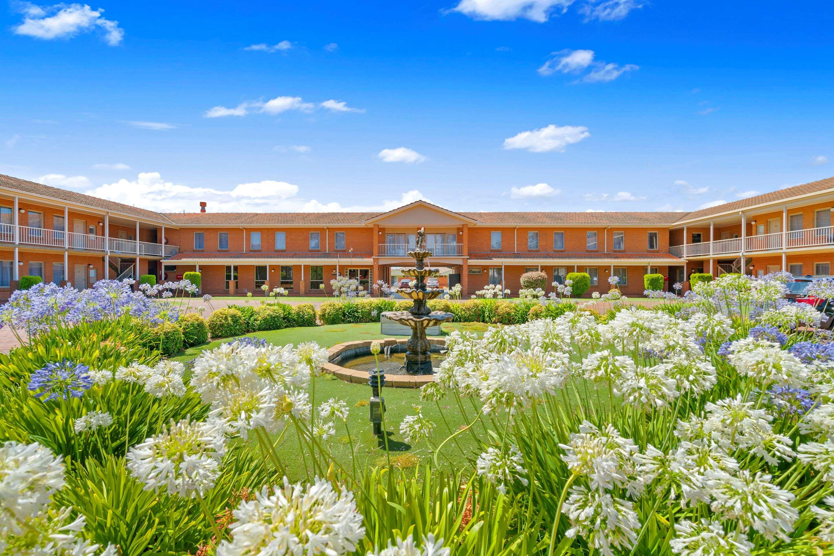 Comfort & King Avenue 3* Sale